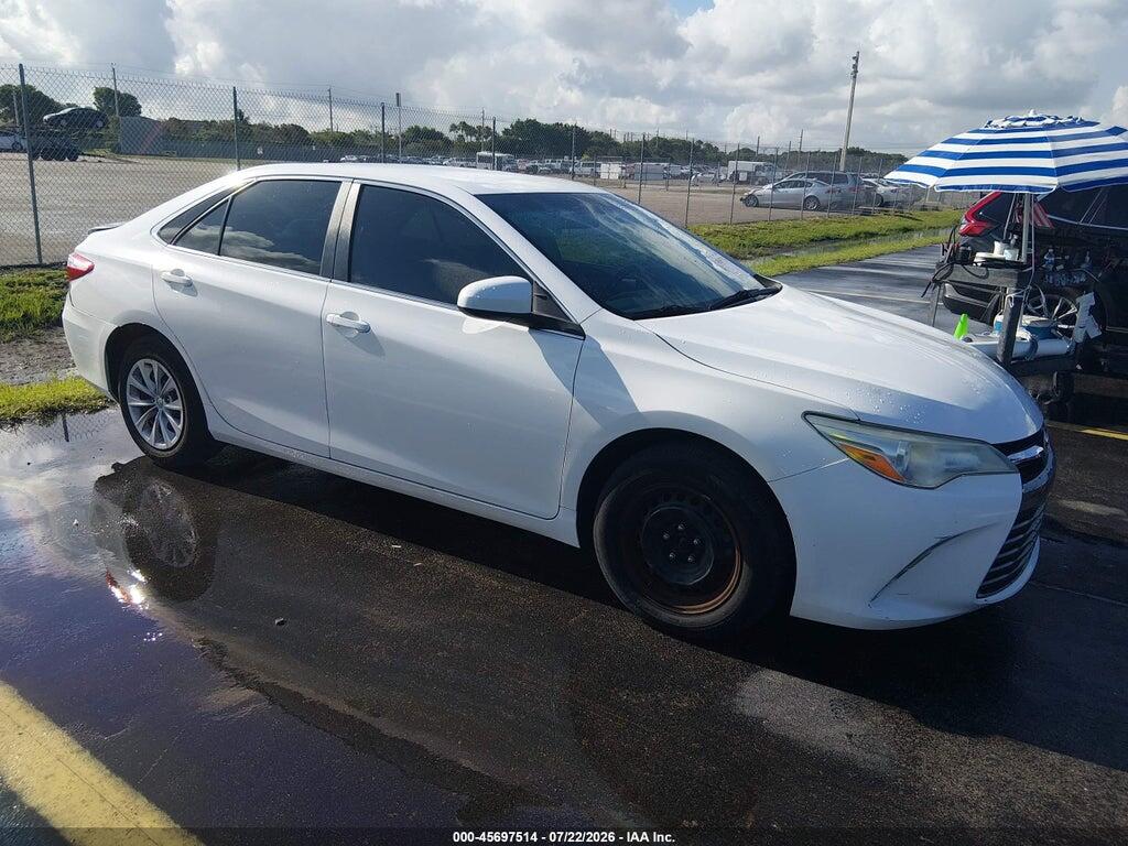 4T1BF1FK2GU606016 2016 TOYOTA CAMRY photo no. 1