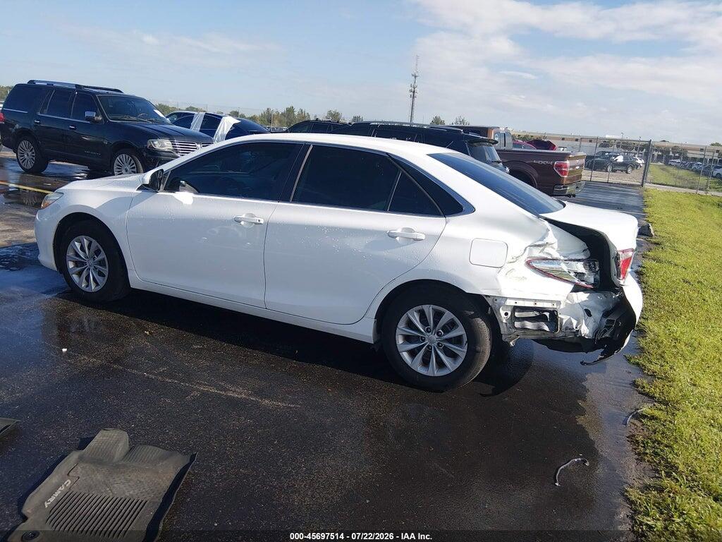 4T1BF1FK2GU606016 2016 TOYOTA CAMRY photo no. 3