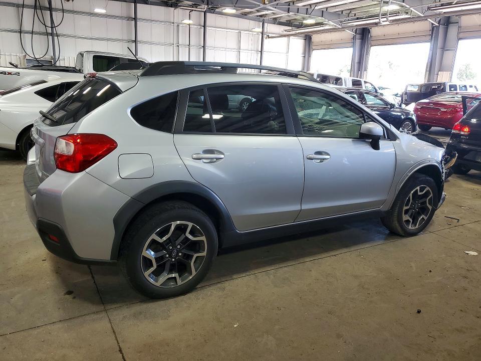 JF2GPABC5HH241929 2017 SUBARU CROSSTREK photo no. 3