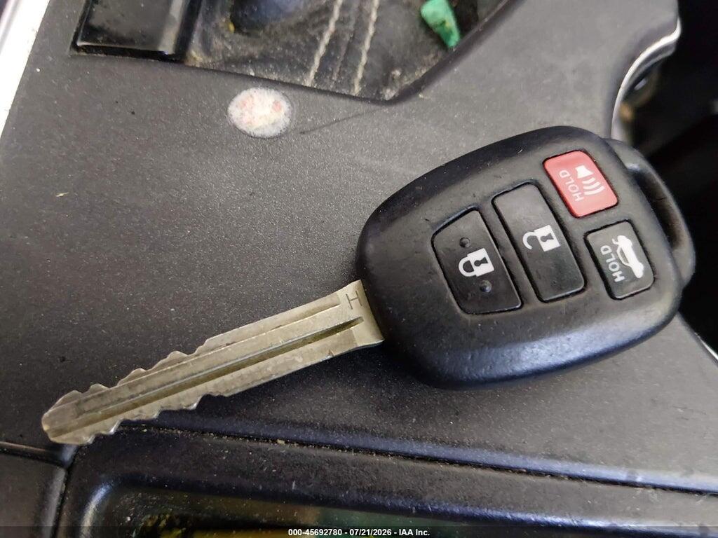 4T4BF1FKXGR552289 2016 TOYOTA CAMRY photo no. 11