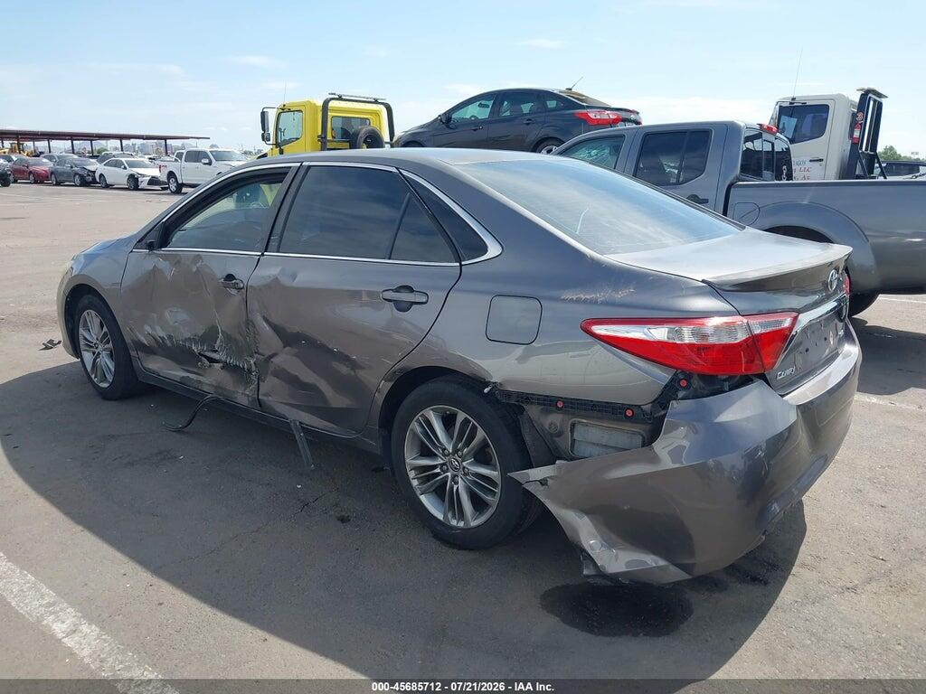 4T1BF1FK7GU500161 2016 TOYOTA CAMRY photo no. 3