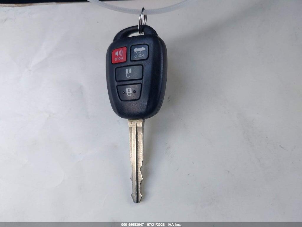 4T1BF1FK5GU186736 2016 TOYOTA CAMRY photo no. 11