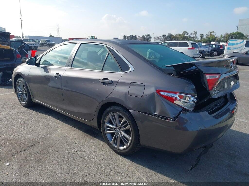 4T1BF1FK5GU186736 2016 TOYOTA CAMRY photo no. 3