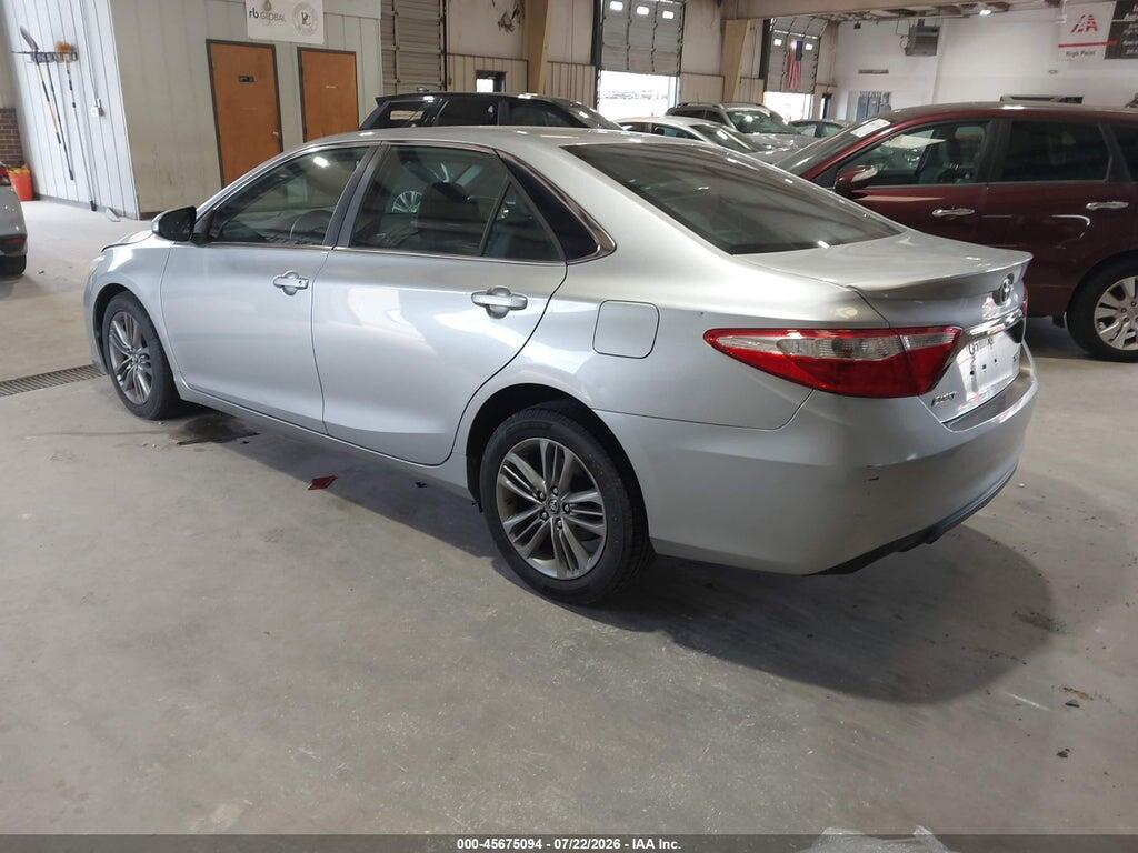 4T1BF1FK4GU568014 2016 TOYOTA CAMRY photo no. 3