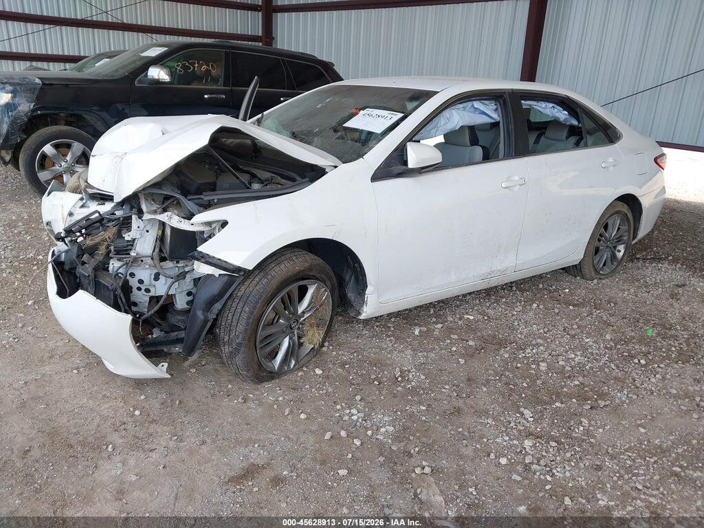 4T1BF1FK6GU231330 2016 TOYOTA CAMRY photo no. 2