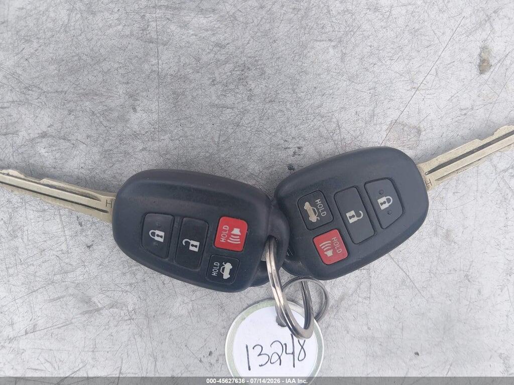 4T1BF1FK8GU152175 2016 TOYOTA CAMRY photo no. 11