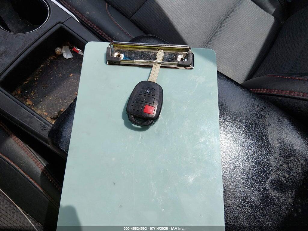 4T1BF1FK2GU557397 2016 TOYOTA CAMRY photo no. 11
