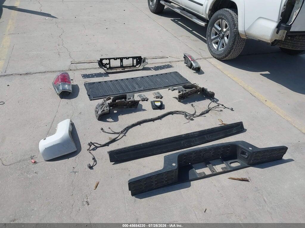 5TFEZ5CN5HX041775 2017 TOYOTA TACOMA photo no. 12