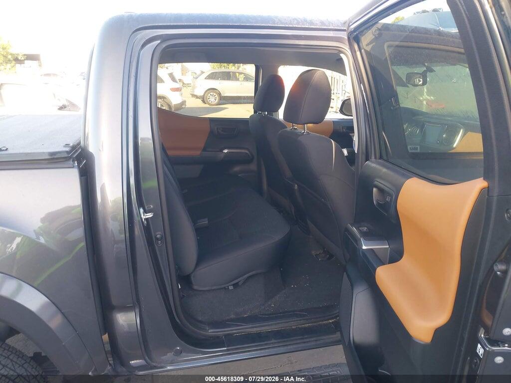 3TMAZ5CN4HM035891 2017 TOYOTA TACOMA photo no. 8