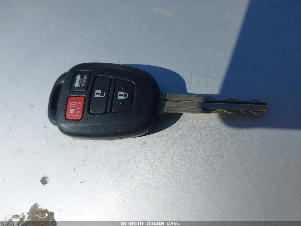 2T1BURHE8GC497591 2016 TOYOTA COROLLA photo no. 11