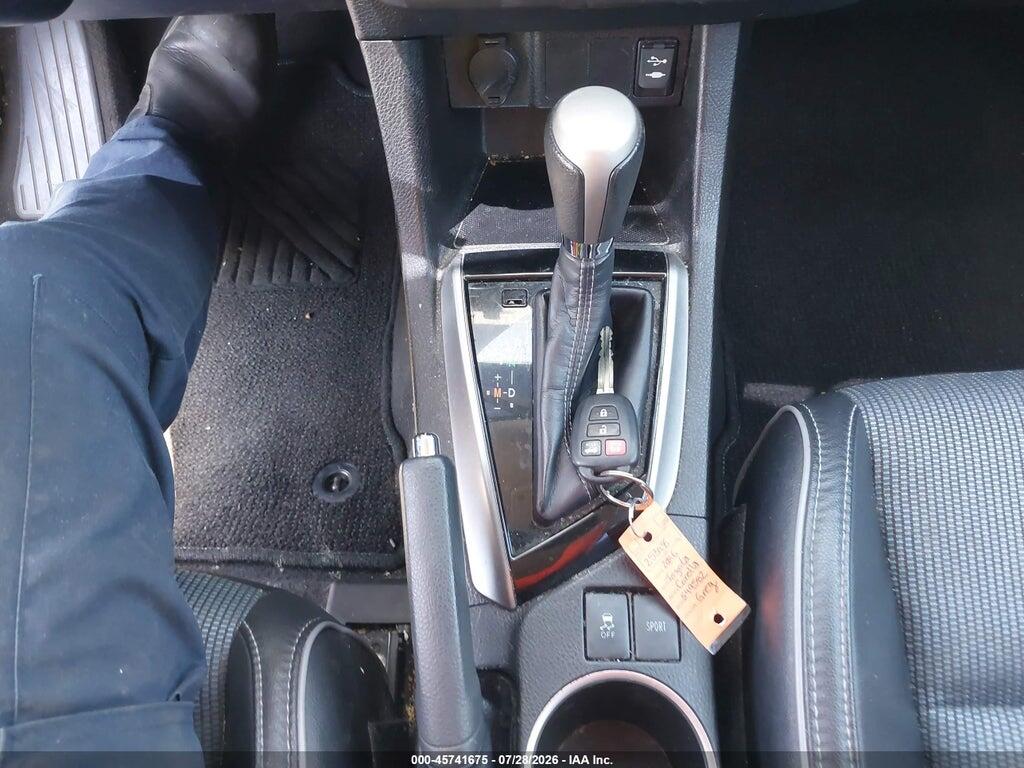 5YFBURHE5GP549582 2016 TOYOTA COROLLA photo no. 11