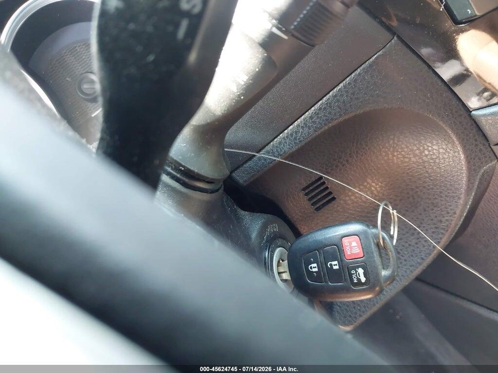 2T1BURHE7GC679864 2016 TOYOTA COROLLA photo no. 11