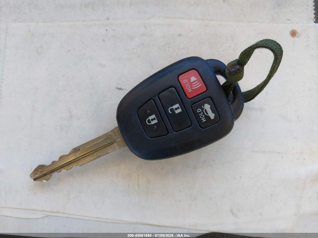 5YFBURHE6GP565211 2016 TOYOTA COROLLA photo no. 11