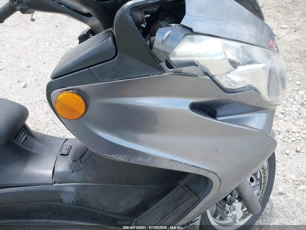 JS1CK44B7B2100768 2011 SUZUKI AN400 photo no. 10