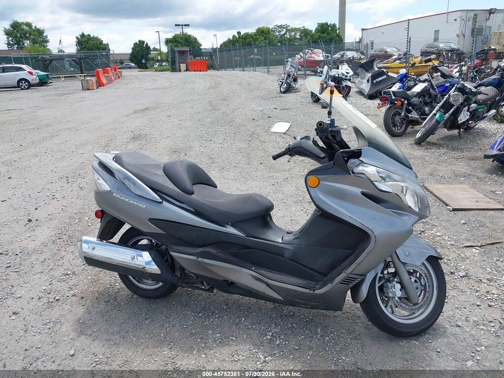 JS1CK44B7B2100768 2011 SUZUKI AN400 photo no. 11