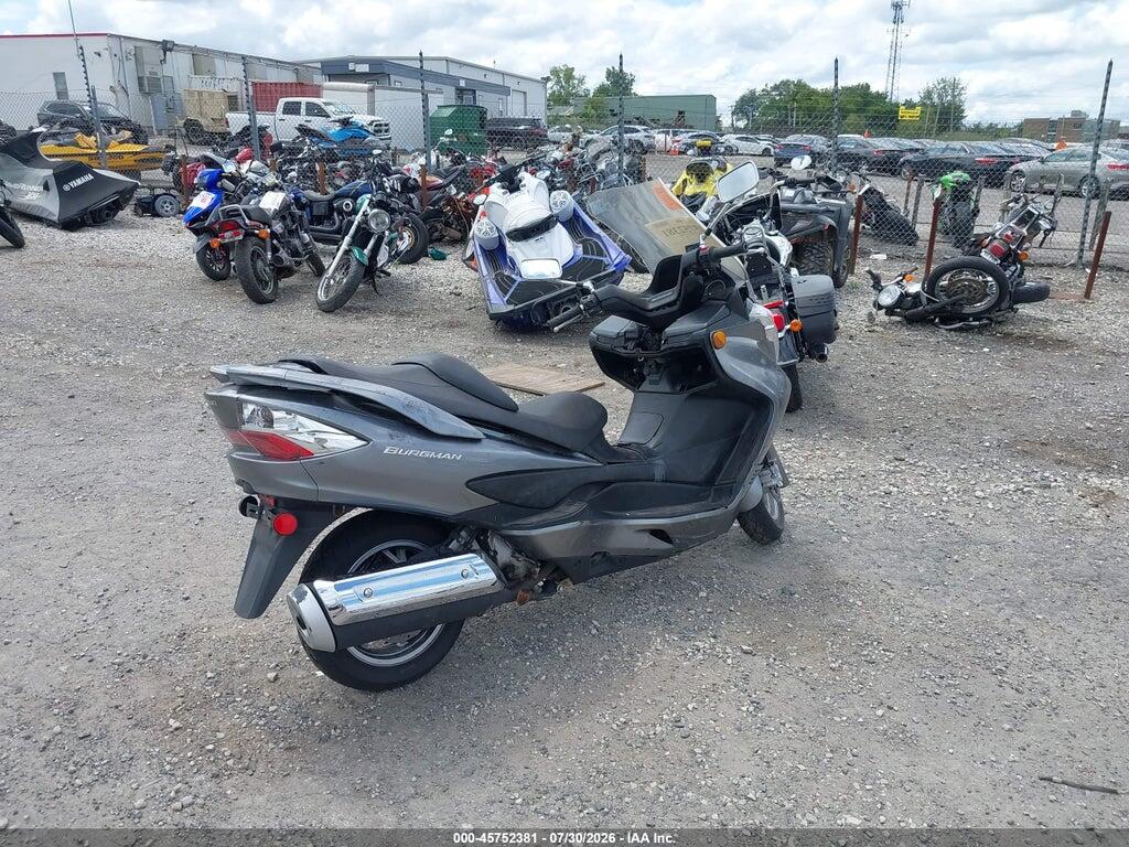 JS1CK44B7B2100768 2011 SUZUKI AN400 photo no. 4