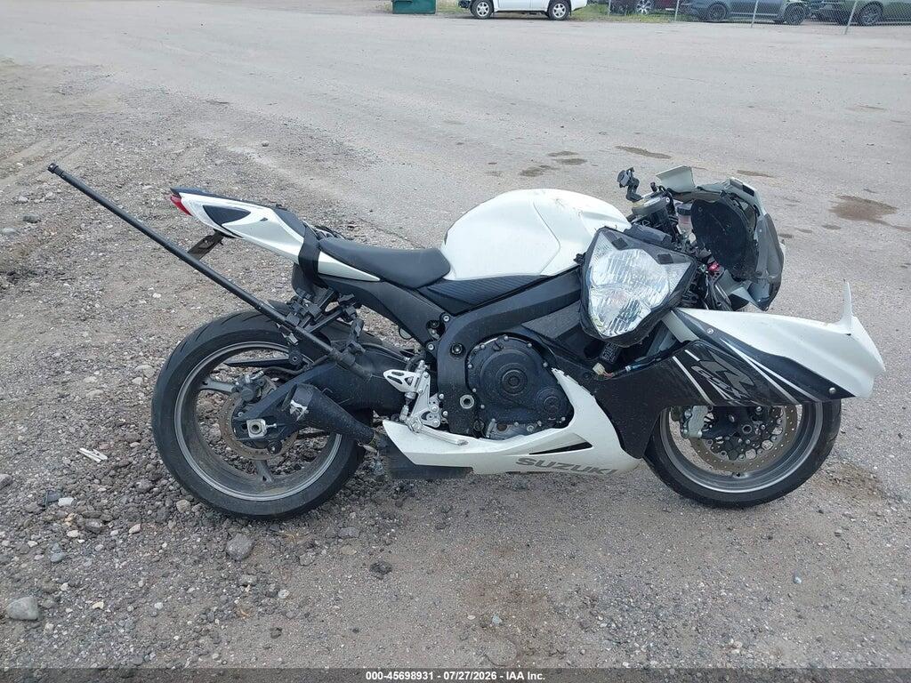 JS1GN7FA8B2102950 2011 SUZUKI GSX-R600 photo no. 12