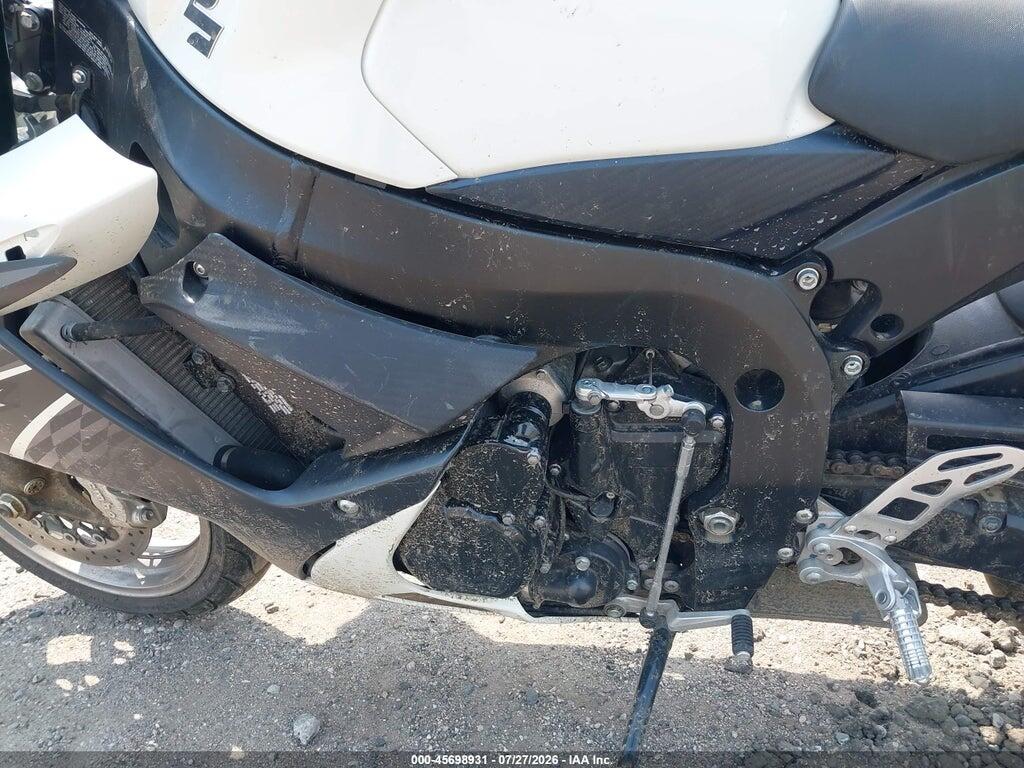 JS1GN7FA8B2102950 2011 SUZUKI GSX-R600 photo no. 9