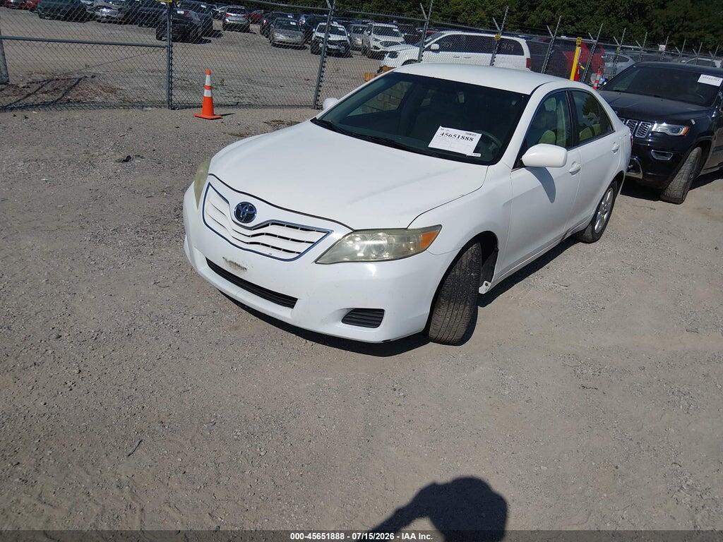 4T4BF3EK4BR140780 2011 TOYOTA CAMRY photo no. 2