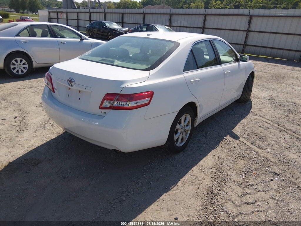 4T4BF3EK4BR140780 2011 TOYOTA CAMRY photo no. 4