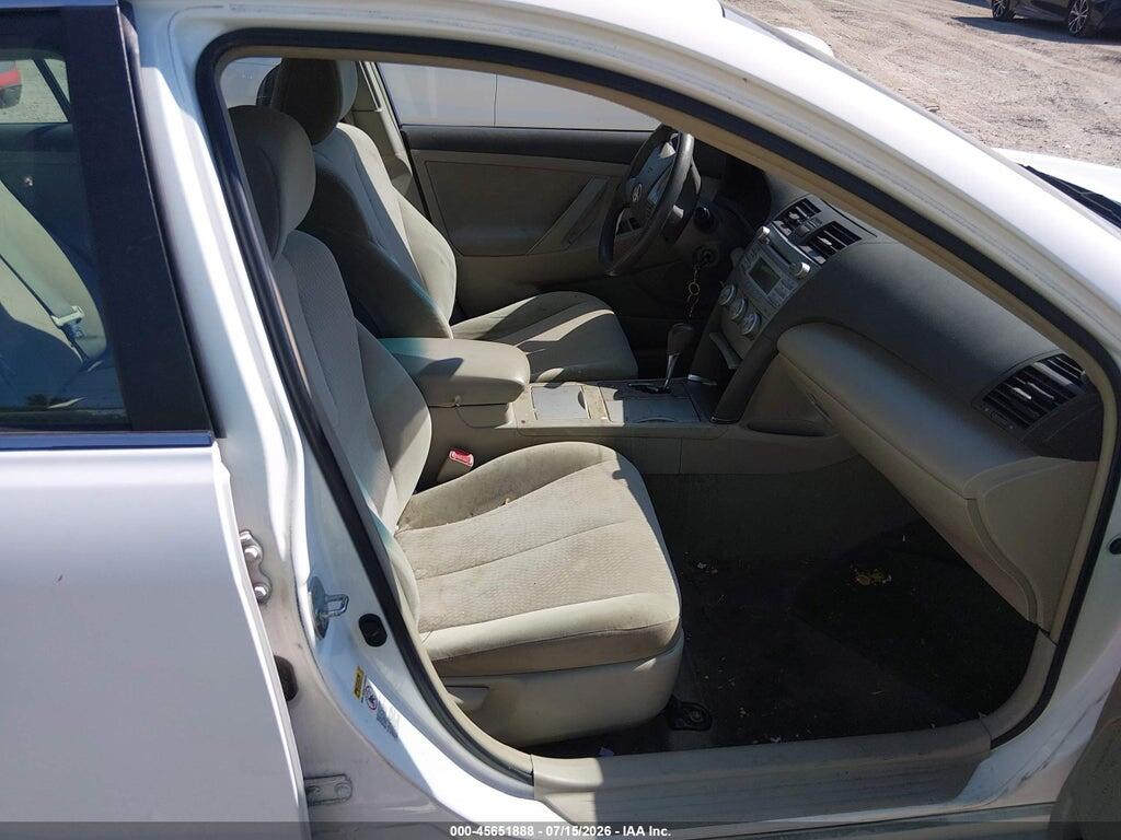 4T4BF3EK4BR140780 2011 TOYOTA CAMRY photo no. 5