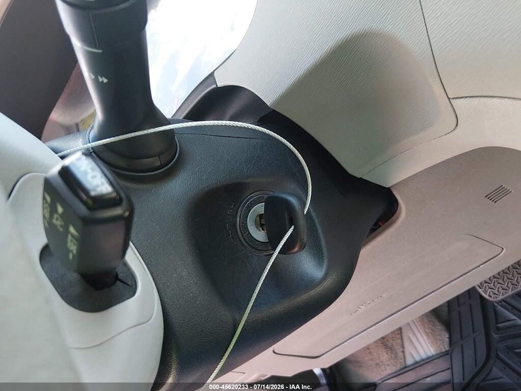 5TDKK3DC9BS056091 2011 TOYOTA SIENNA photo no. 11