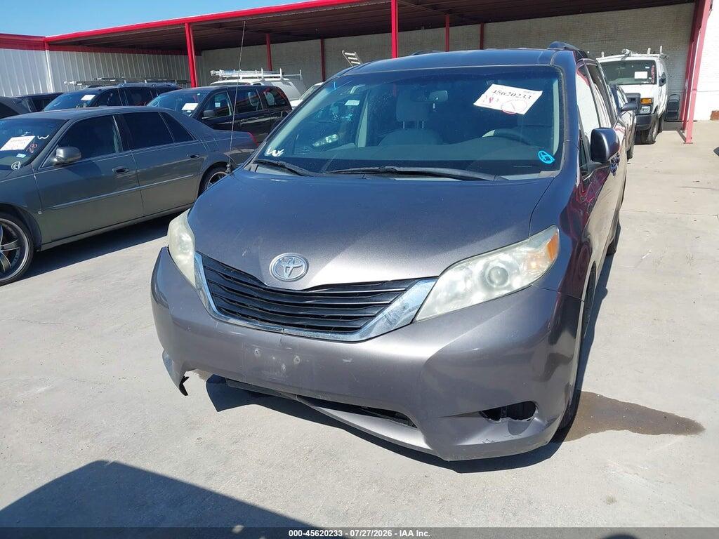 5TDKK3DC9BS056091 2011 TOYOTA SIENNA photo no. 12