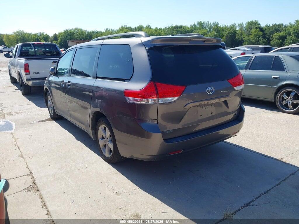 5TDKK3DC9BS056091 2011 TOYOTA SIENNA photo no. 3