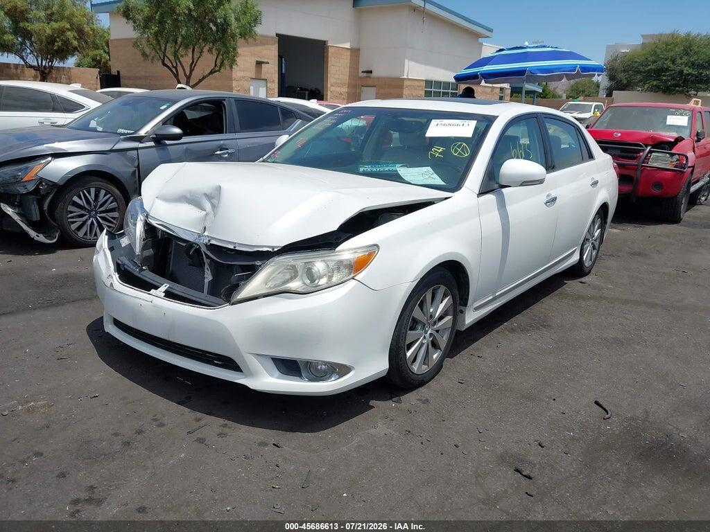 2011 TOYOTA AVALON LIMITED — Фото 2 из 16