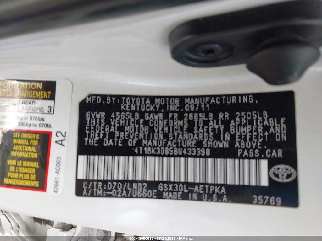 2011 TOYOTA AVALON LIMITED — Фото 9 из 16