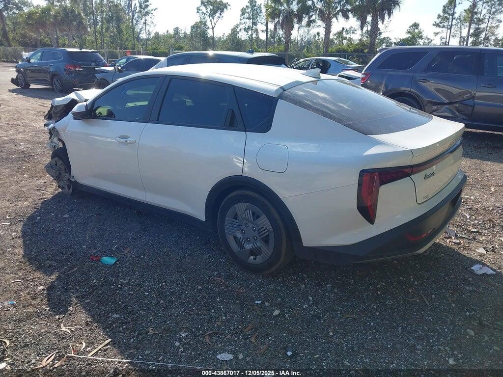 3KPFT4DE7SE136912 2025 KIA K4 photo no. 3