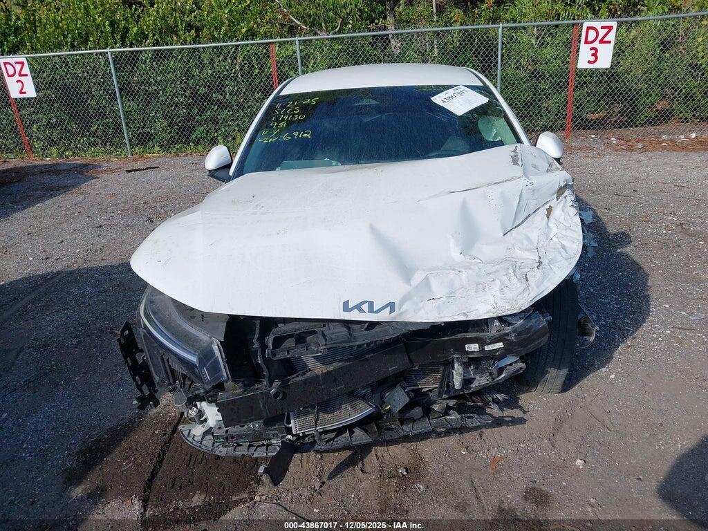 3KPFT4DE7SE136912 2025 KIA K4 photo no. 6
