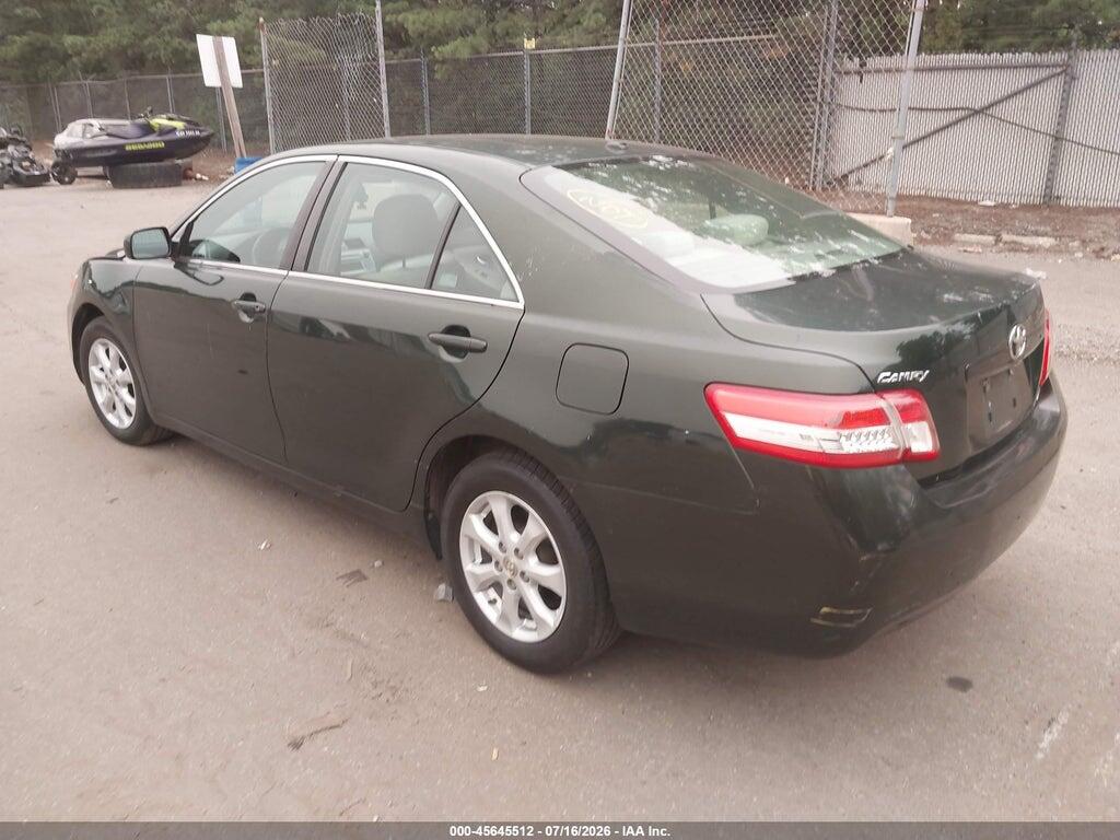 4T1BF3EK0BU680329 2011 TOYOTA CAMRY photo no. 3