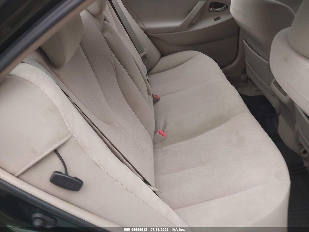 4T1BF3EK0BU680329 2011 TOYOTA CAMRY photo no. 8