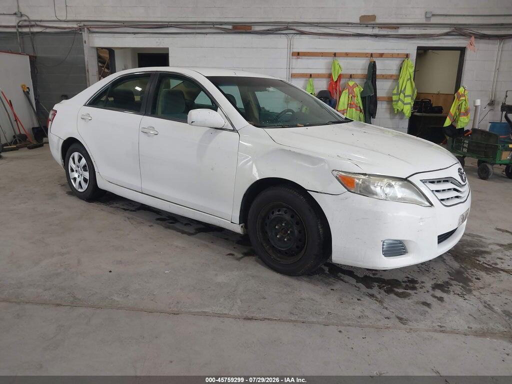 4T1BF3EK1BU740635 2011 TOYOTA CAMRY photo no. 1