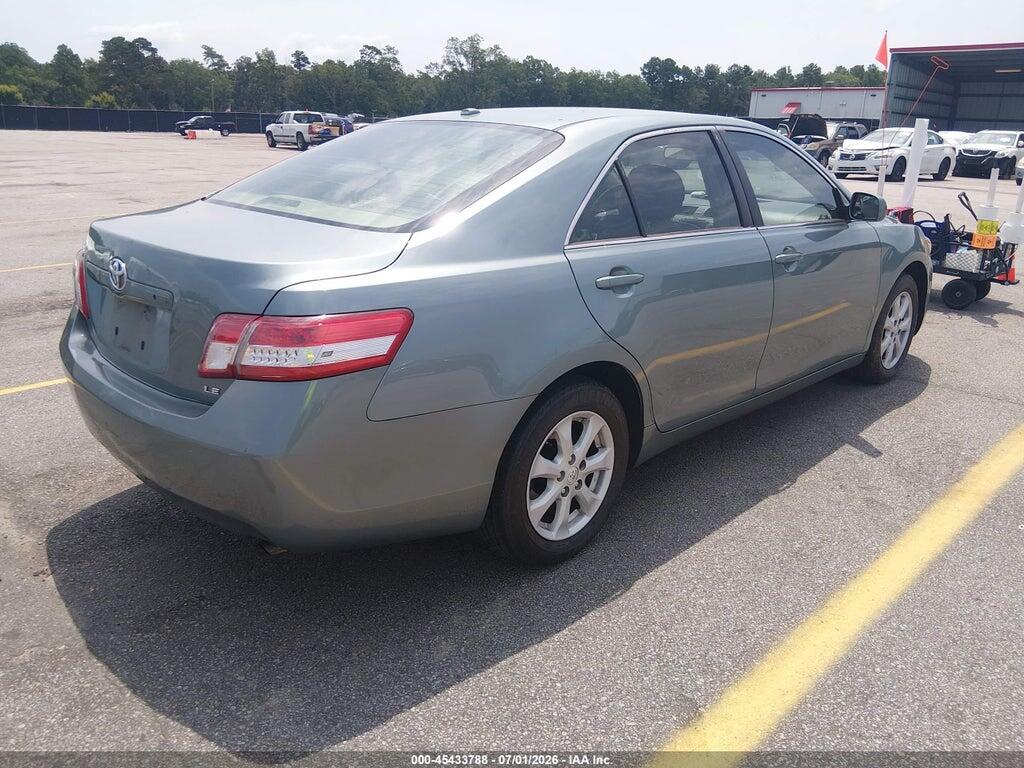 4T1BF3EK8BU709754 2011 TOYOTA CAMRY photo no. 4