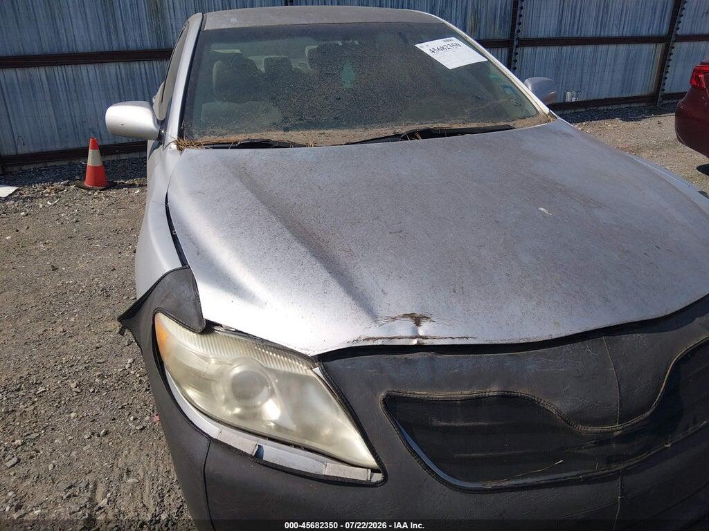 4T4BF3EKXBR120582 2011 TOYOTA CAMRY photo no. 12