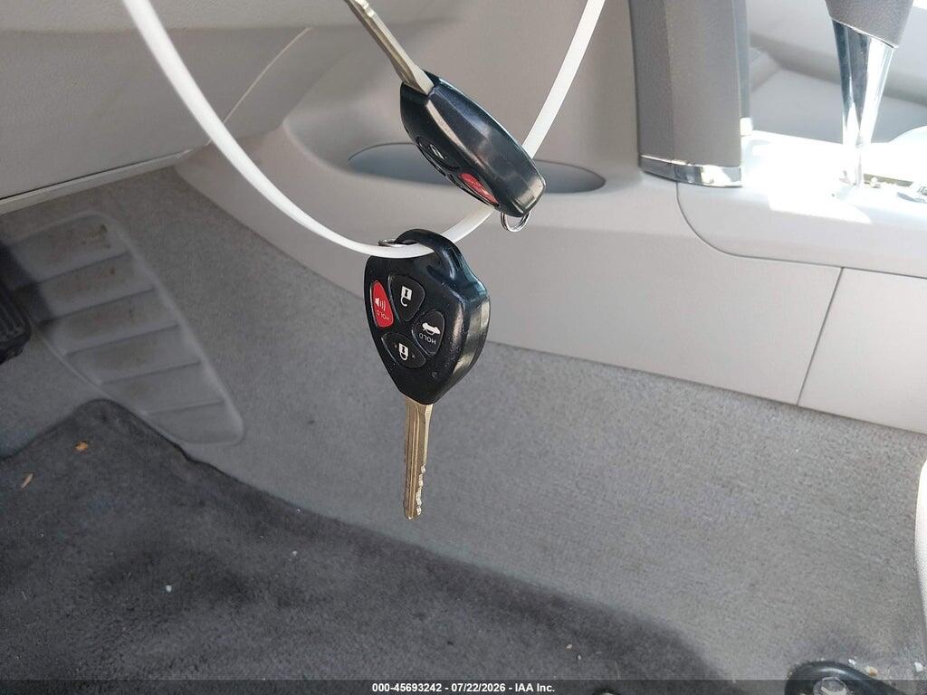 4T1BF3EK4BU672329 2011 TOYOTA CAMRY photo no. 11