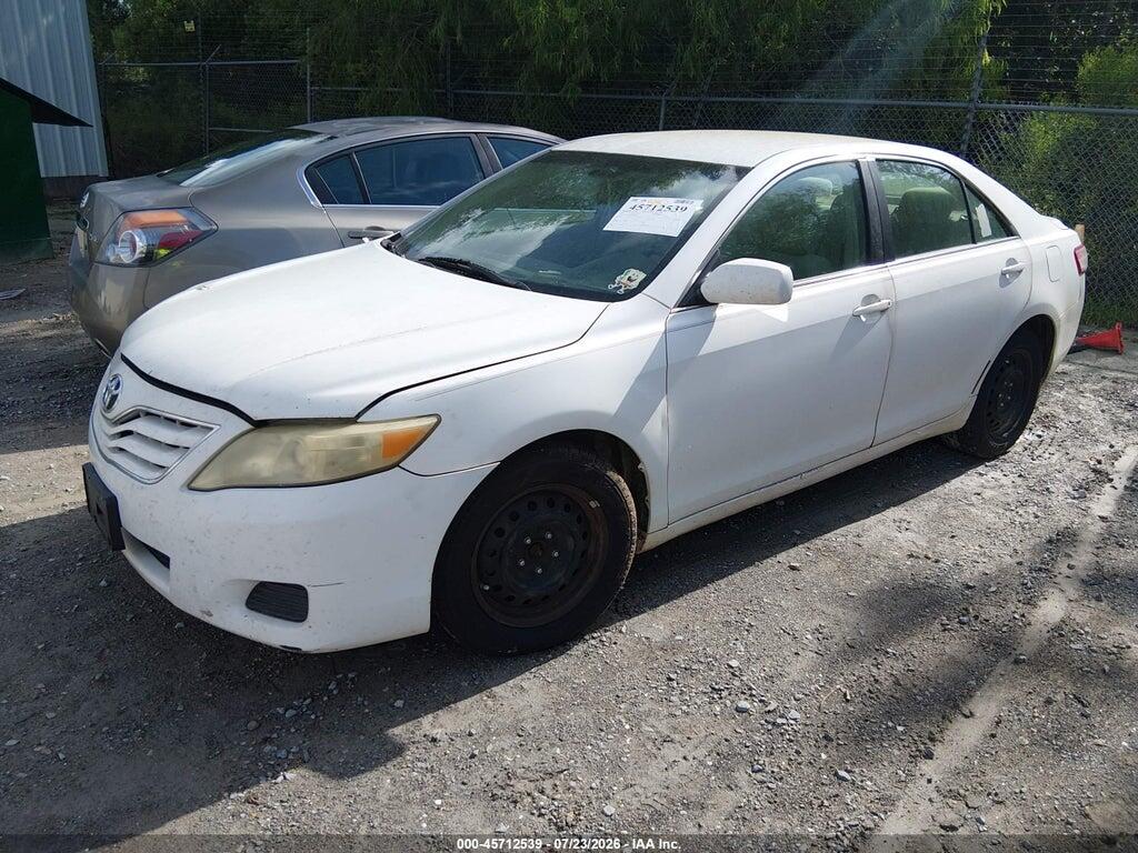 4T1BF3EK0BU698071 2011 TOYOTA CAMRY photo no. 2