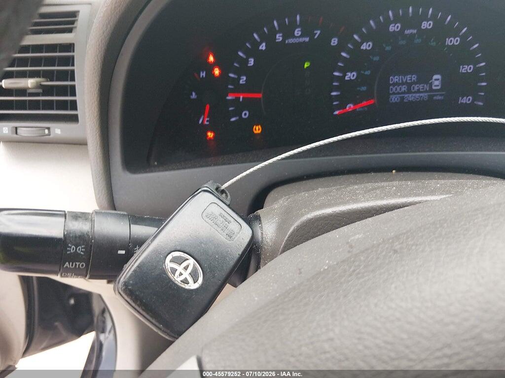 4T1BF3EK4BU662688 2011 TOYOTA CAMRY photo no. 11