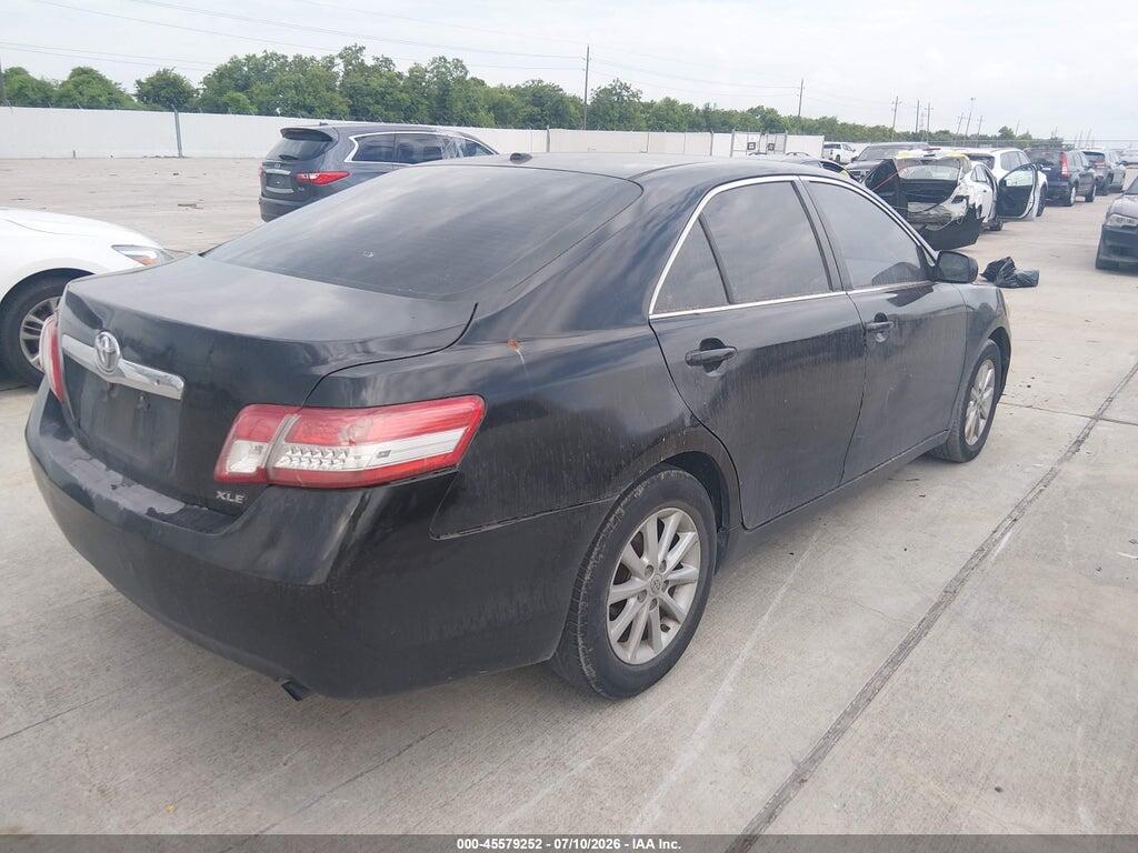 4T1BF3EK4BU662688 2011 TOYOTA CAMRY photo no. 4