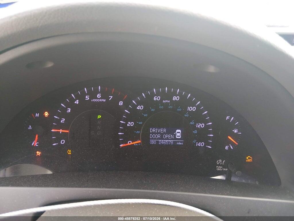 4T1BF3EK4BU662688 2011 TOYOTA CAMRY photo no. 7