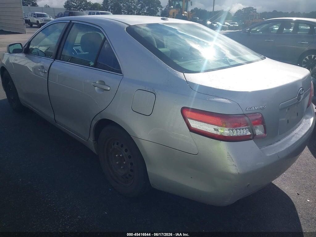 4T1BF3EK0BU125333 2011 TOYOTA CAMRY photo no. 3