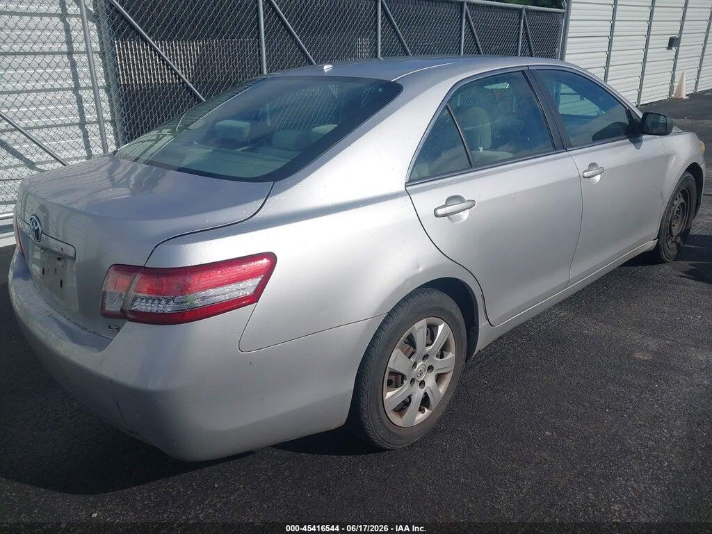 4T1BF3EK0BU125333 2011 TOYOTA CAMRY photo no. 4