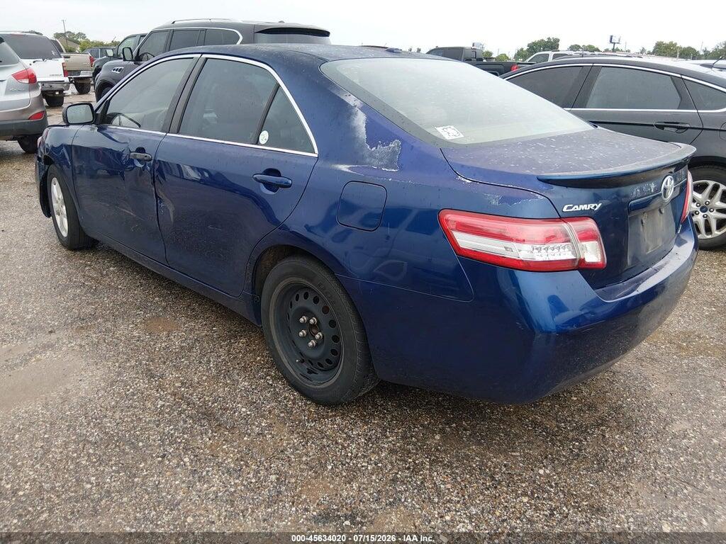4T1BF3EK3BU596182 2011 TOYOTA CAMRY photo no. 3