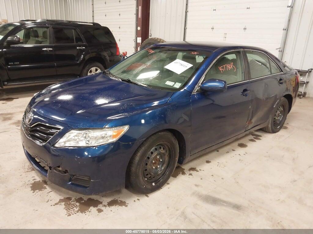 4T1BF3EK1BU724080 2011 TOYOTA CAMRY photo no. 2