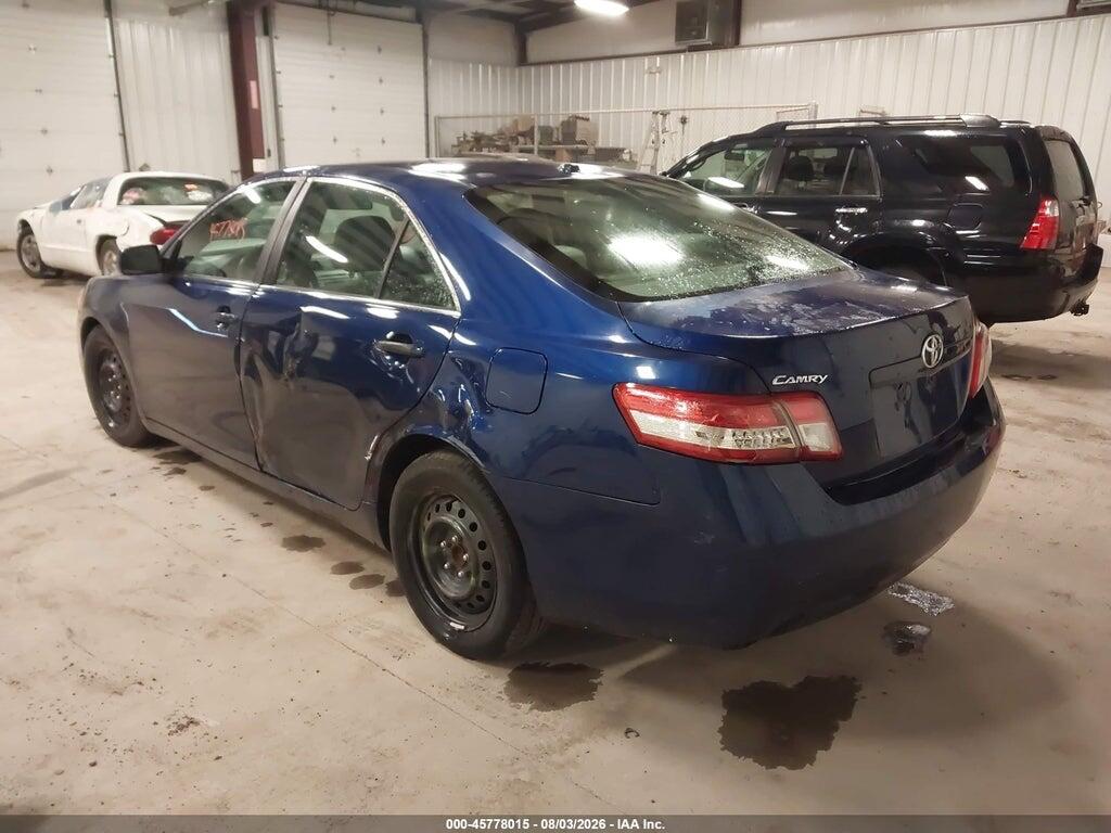 4T1BF3EK1BU724080 2011 TOYOTA CAMRY photo no. 3