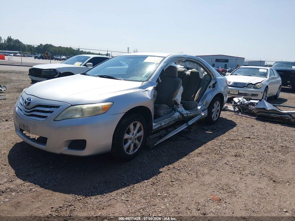 4T1BF3EK2BU156387 2011 TOYOTA CAMRY photo no. 2