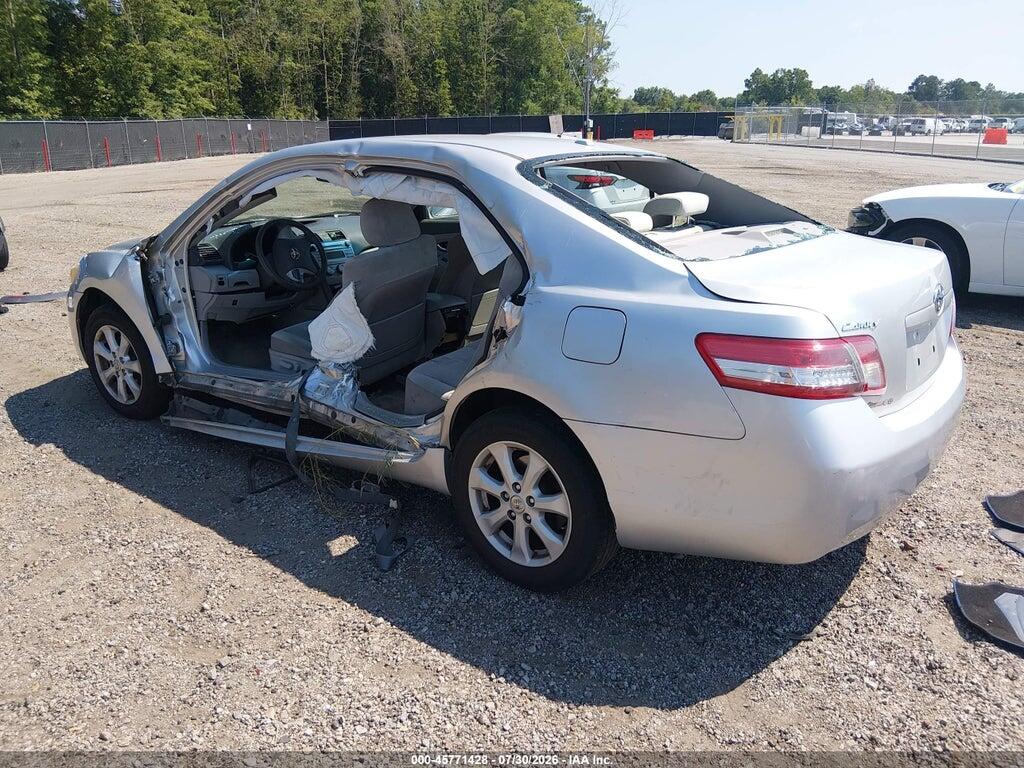 4T1BF3EK2BU156387 2011 TOYOTA CAMRY photo no. 3