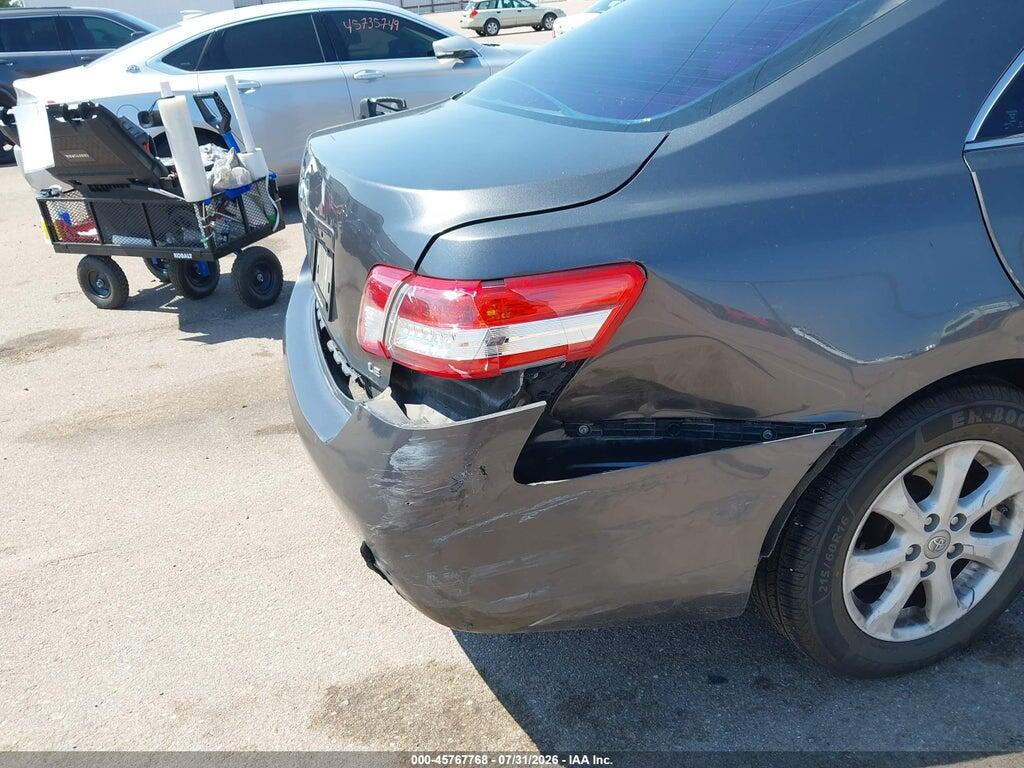 4T4BF3EK8BR215173 2011 TOYOTA CAMRY photo no. 12